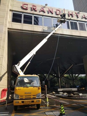 東莞車載式22米高空車租賃服務(wù) 即時預(yù)定，即刻出車，吊籃出租全程無憂