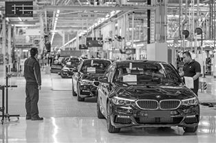 沈陽 以“四個中心”建設為引擎，驅動全面振興，機動車檢測服務提檔升級